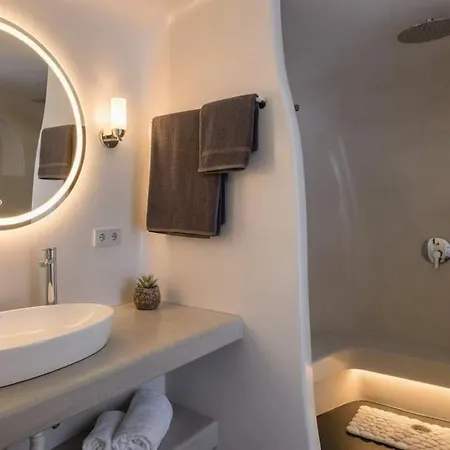 Apartamento Artemis Sunset Santorini Rooftop Jacuzzi View *