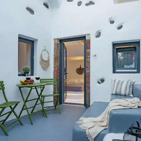 Daire Artemis Sunset Santorini Rooftop Jacuzzi View *