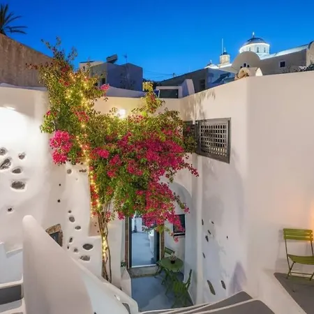 Artemis Sunset Santorini Rooftop Jacuzzi View *